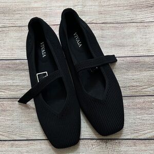 Vivaia Black Stripe Mary Jane Almond Toe Flat Shoes with Strap 6.5